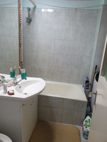 vand-apartament-cu-doua-cameregaraj-5